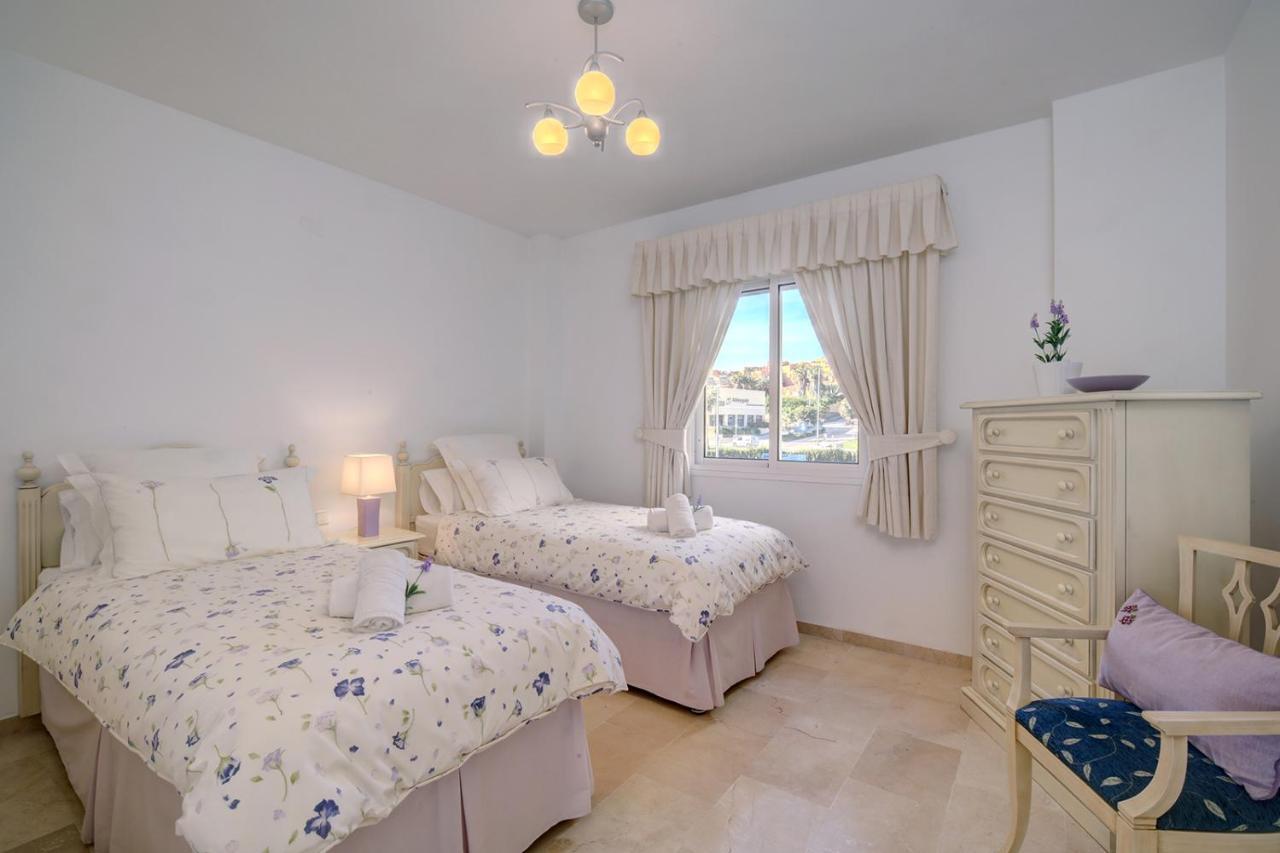 Mirador Bermuda Beach Sea Views Estepona Buitenkant foto
